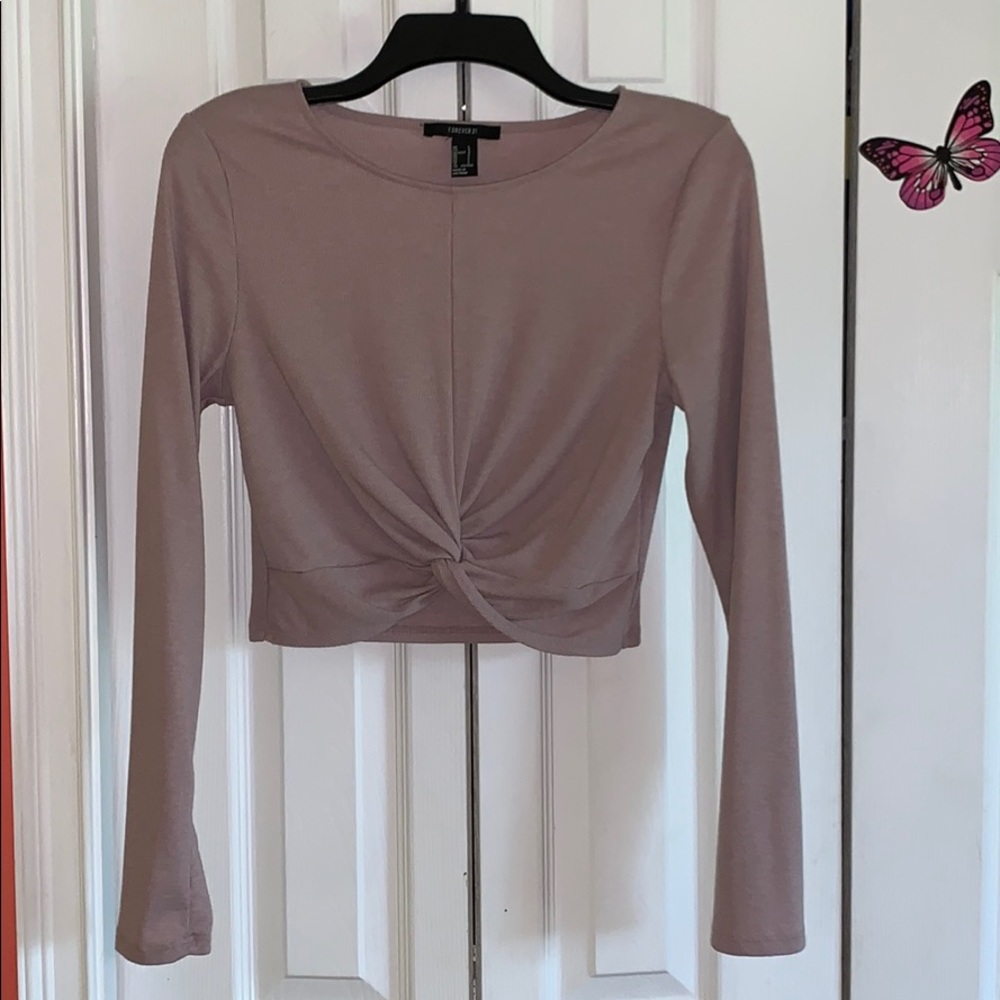 Light plum long sleeve crop
